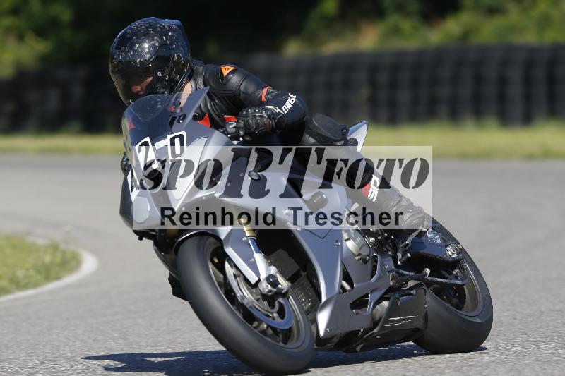 /Archiv-2024/56 10.08.2024 Plüss Moto Sport ADR/Einsteiger/420